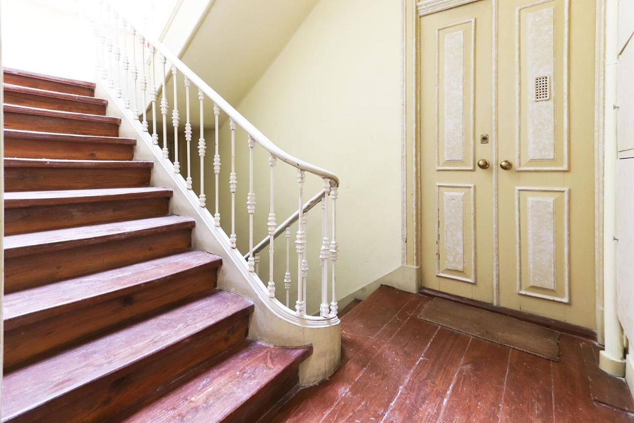 Guestready - Loureiro Apartments Lisbon Bagian luar foto